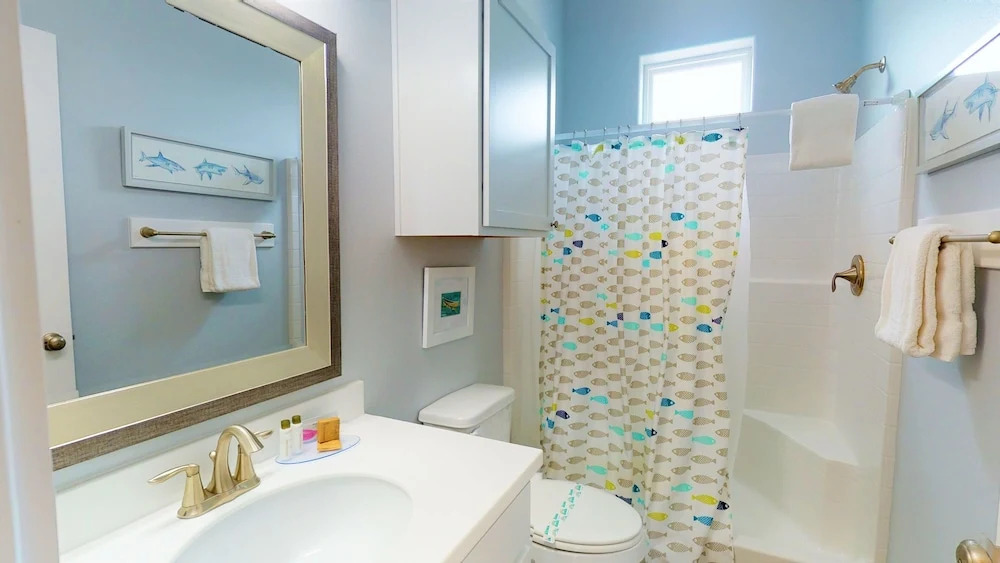 Beachside Getaway - 3 Br Condo