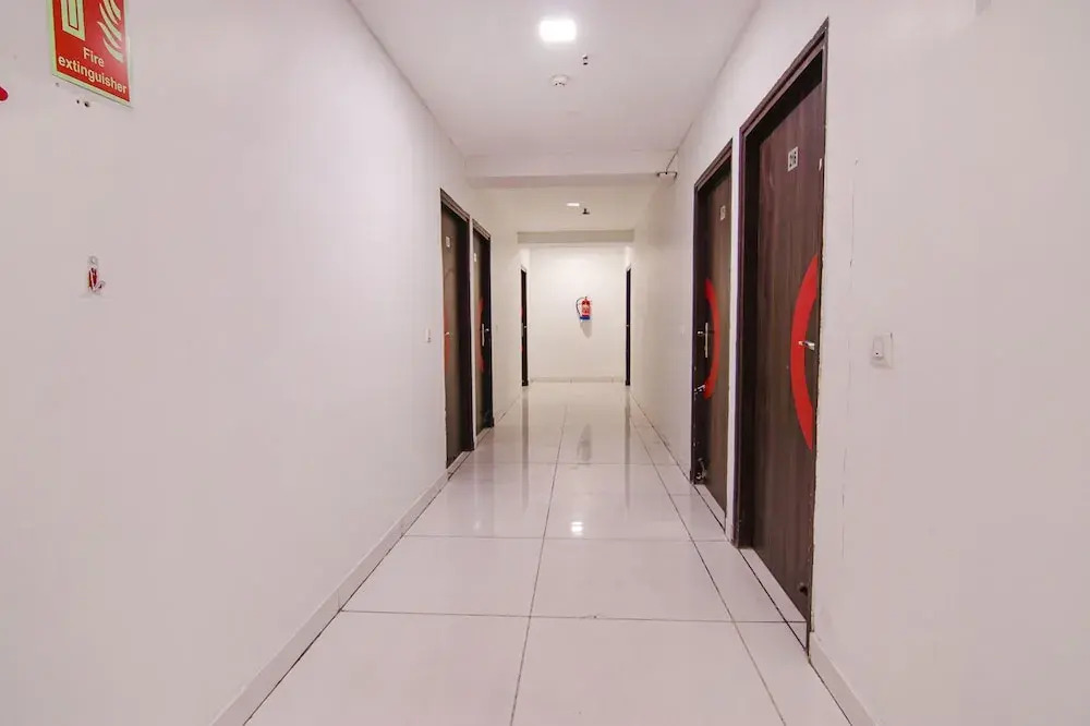FabHotel Moro Rohini Sector 11