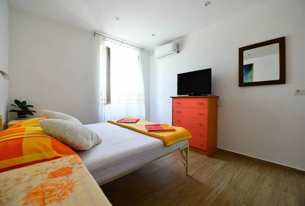 Apartments Bulovic