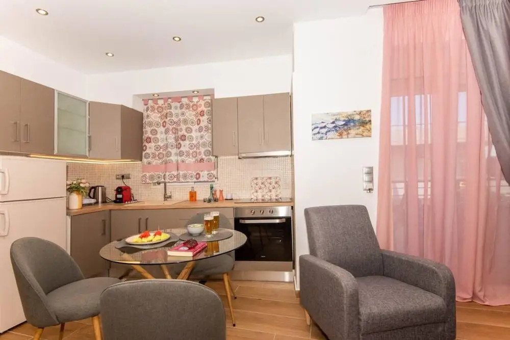 Lovebirds Rethymno Suite