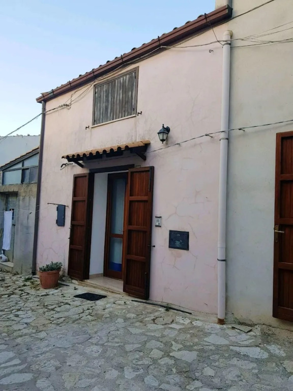 House With 2 Bedrooms in Scopello