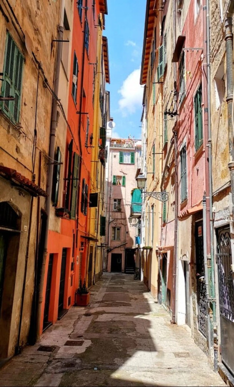 Spazioso Monolocale Comodo Al Centro