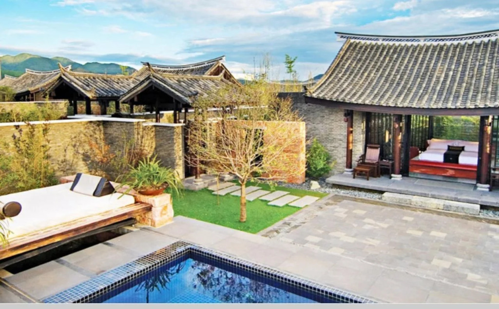 Banyan Tree Lijiang