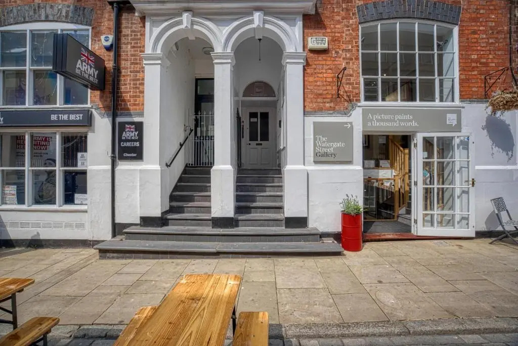 New Grade 2 Historic Flat in the Heart of Chester