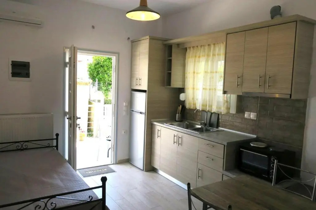 Toula' s Village Apartment