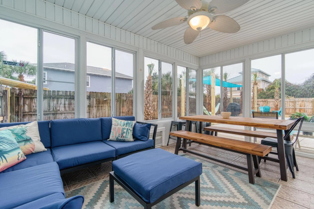 Zula Dreams Beach House, 1min Walk To The Beach, Sleeps 16, Private Heated Pool, Pets Welcome, Fenced Yard