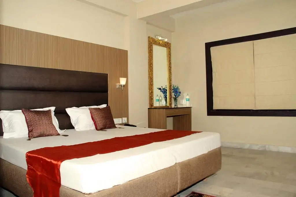 Hotel Gathbandhan
