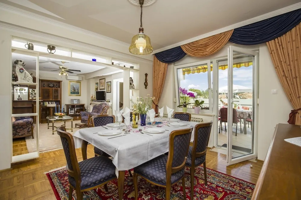 Villa Mary by Villas Guide
