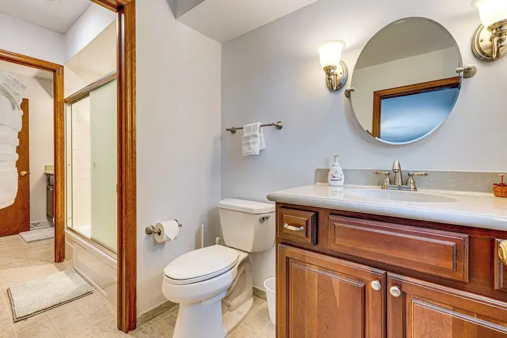 11 Mi to Dtwn Columbus: Peaceful Townhome w/ Yard!