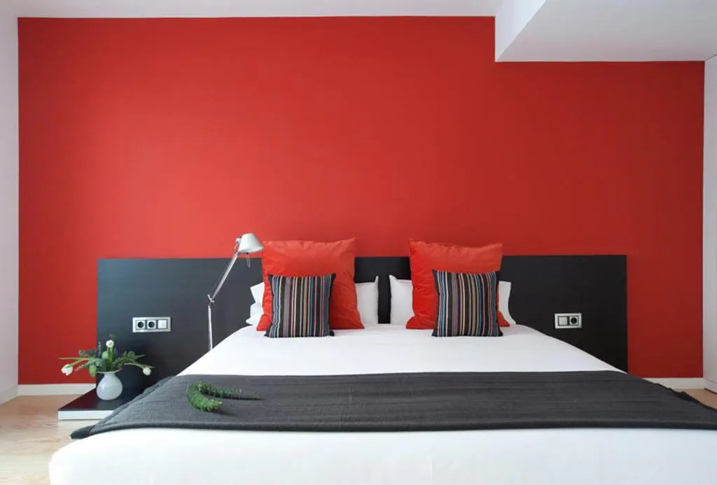 Lugaris Beach Apartments