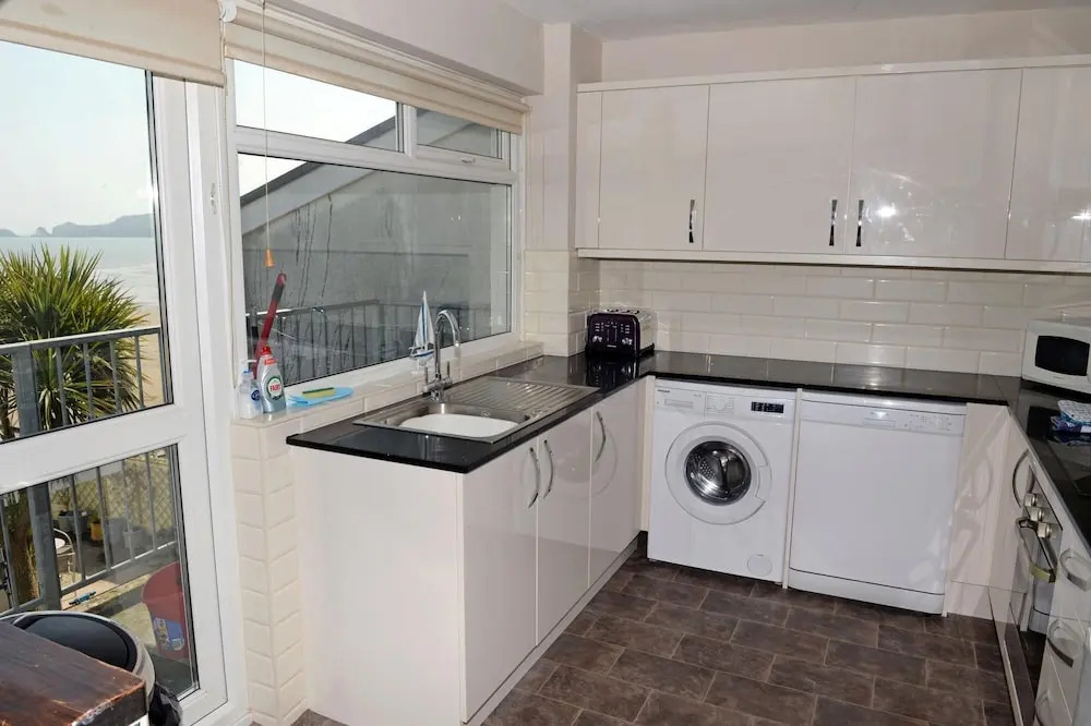 3 Bed in Saundersfoot oc-pw540a
