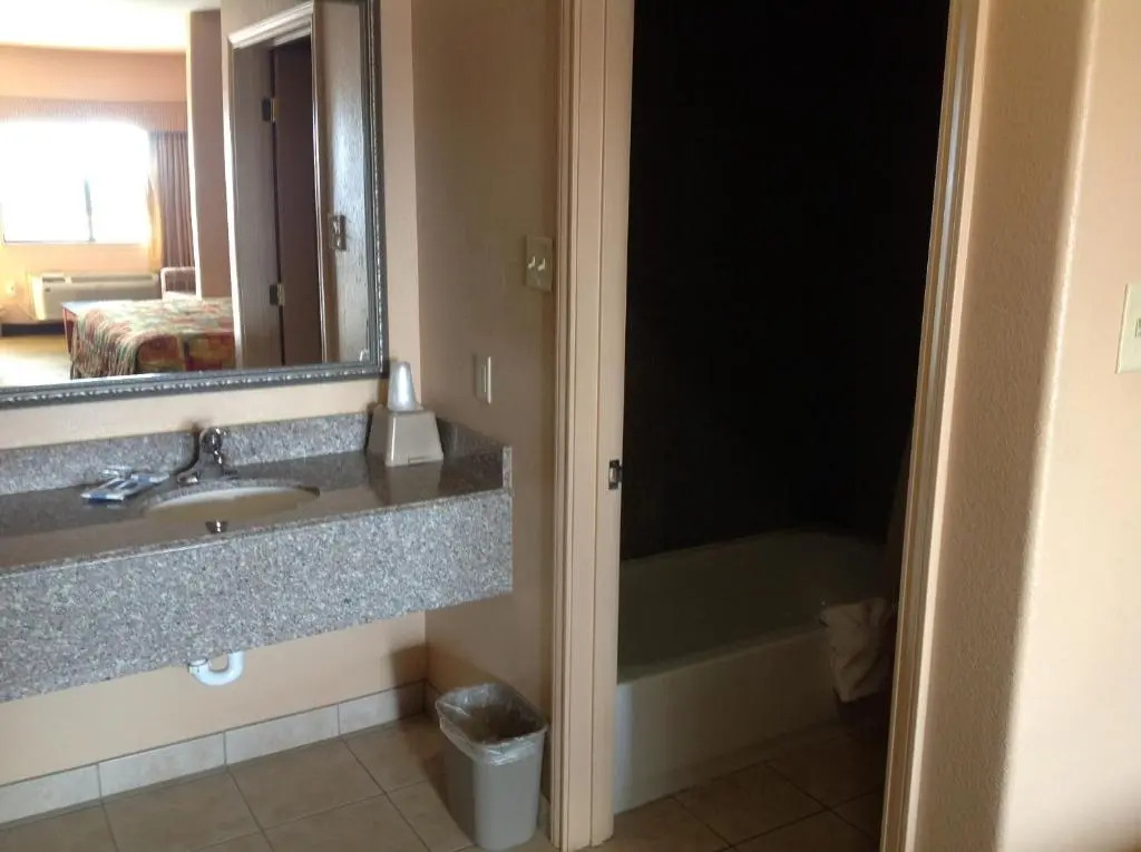 Budgetel Inn and Suites