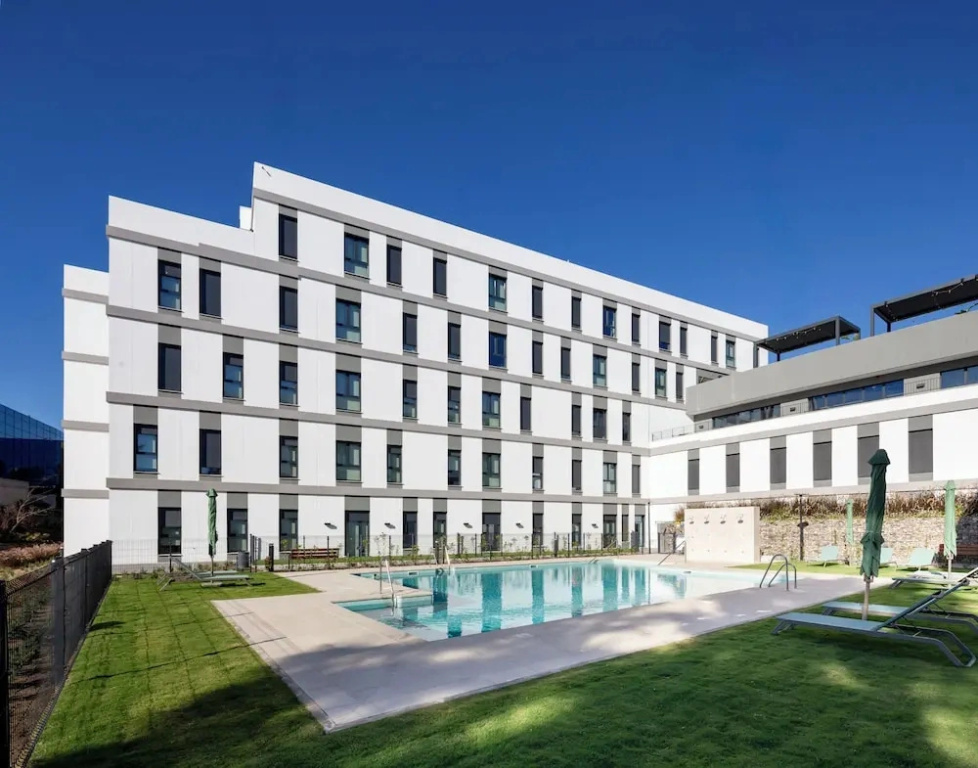 The Residential Club Blink