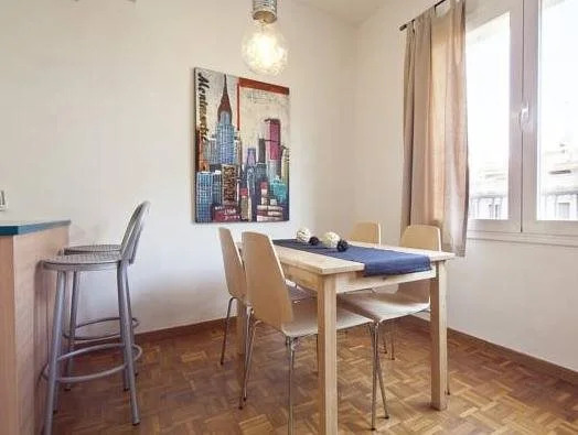 Catalonia Square Terrace & 5 bathrooms 5BD-5BTH