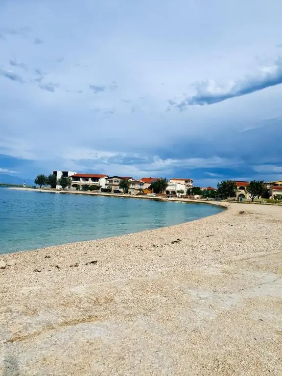 New apartment Vir, 200m from beach