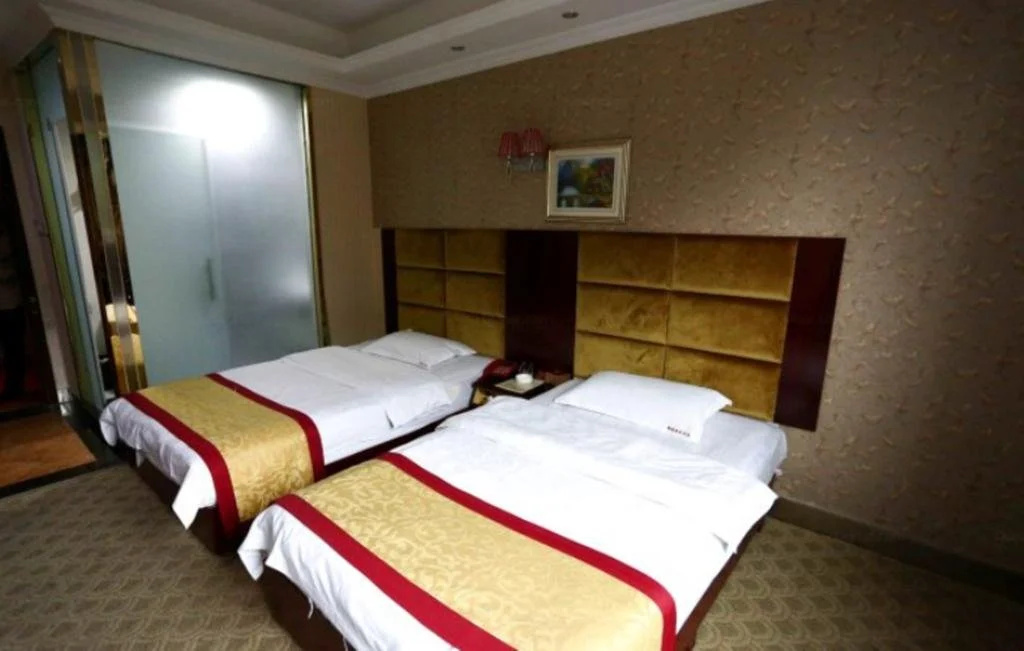 Santai Yilu Business Hotel