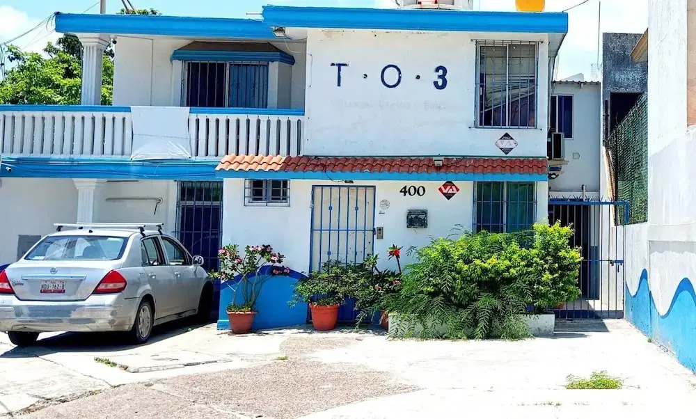Hostal TO3