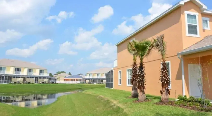 Luxury Three-Bedroom Townhouse in Serenity at Silver Creek