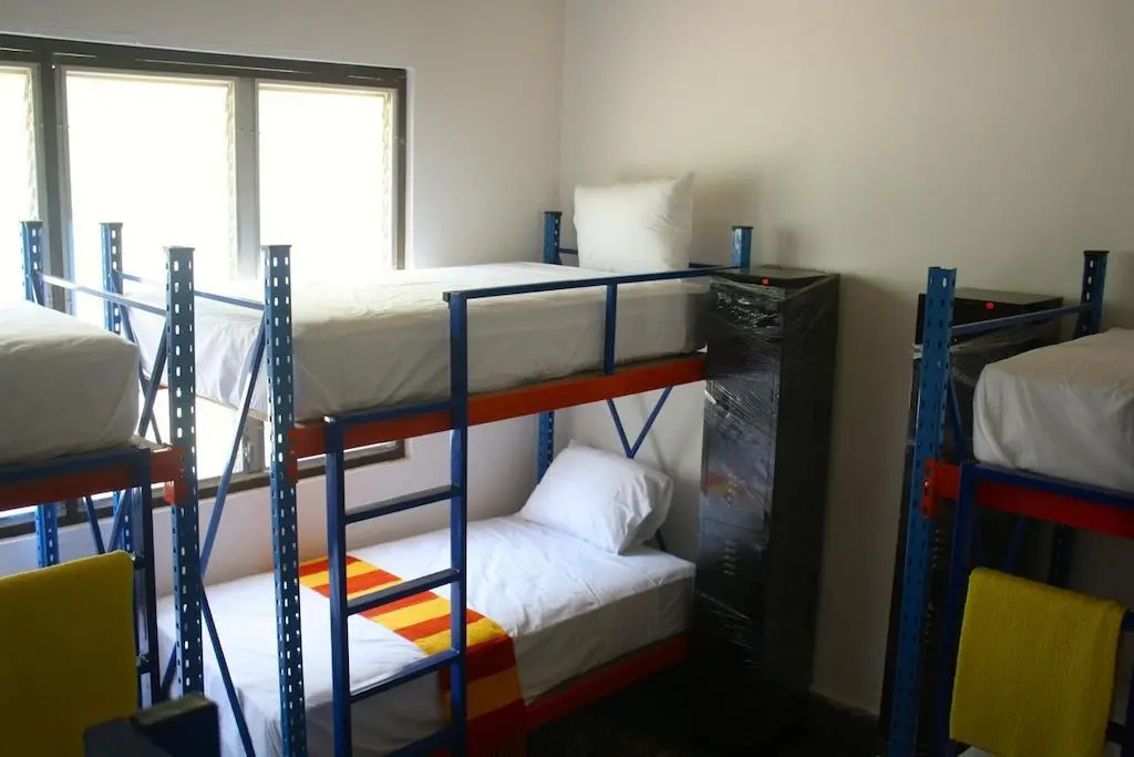 La Madrugada Hostel