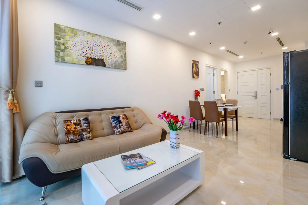 Urban House Saigon - Golden River