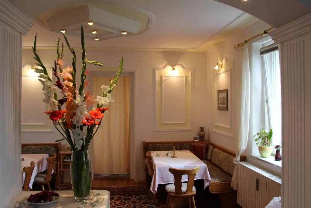 Romantic-Pension Albrecht - Villa next to UNESCO World Heritage