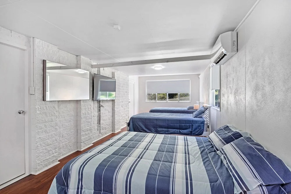 Dirigeree Street, 4