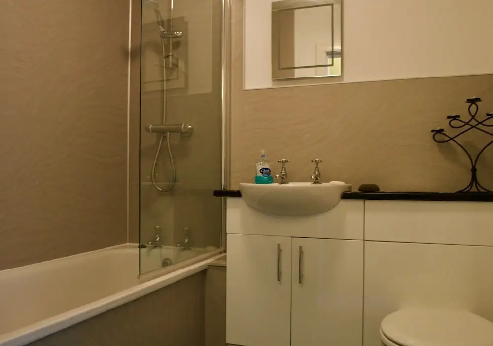 2 Bedroom Flat In Stockton
