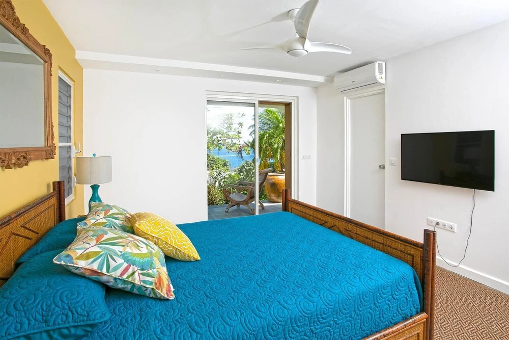 Ideal for Groups and Families, Path to Beach, Huge Pool, Exclusive Gated Community, AC, Wifi