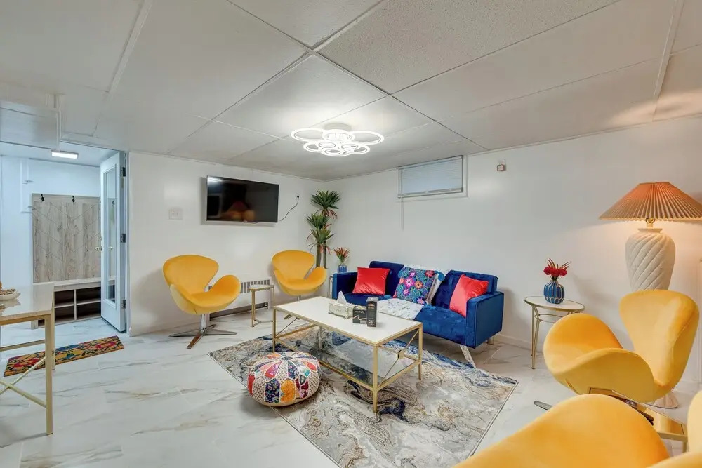 1 Mi to Downtown: Salem Vacation Rental!
