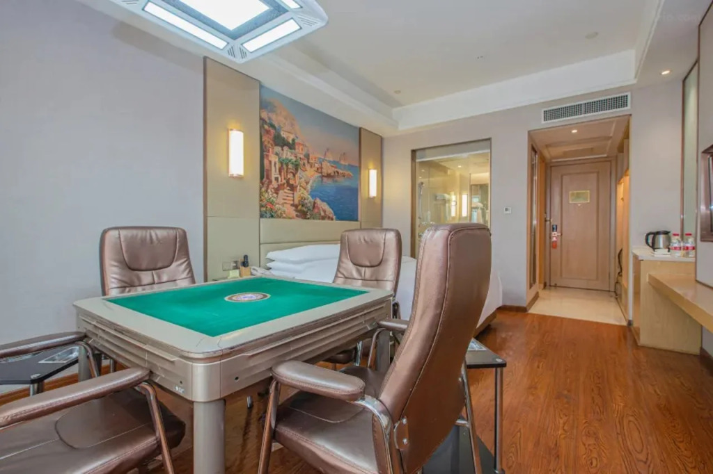 Vienna International Hotel Nanchang Qingshan Lake Wanda Plaza