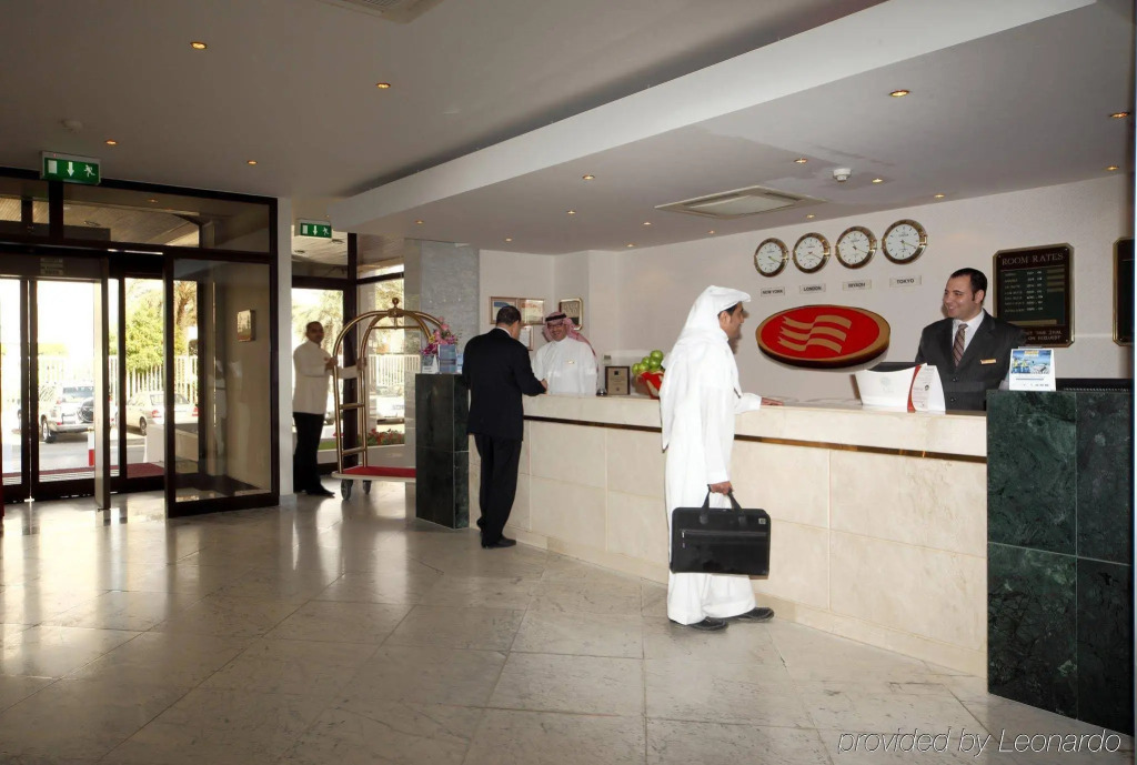 Radisson Blu Hotel and Convention Center, Riyadh Minhal
