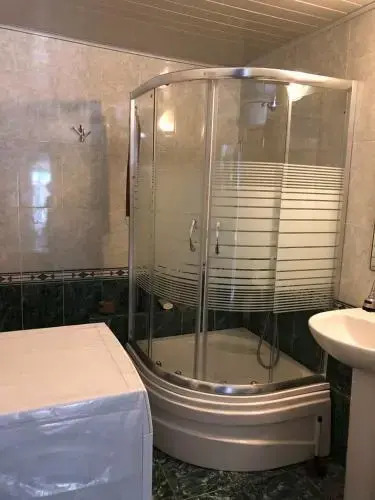 Rusudani Family Guesthouse