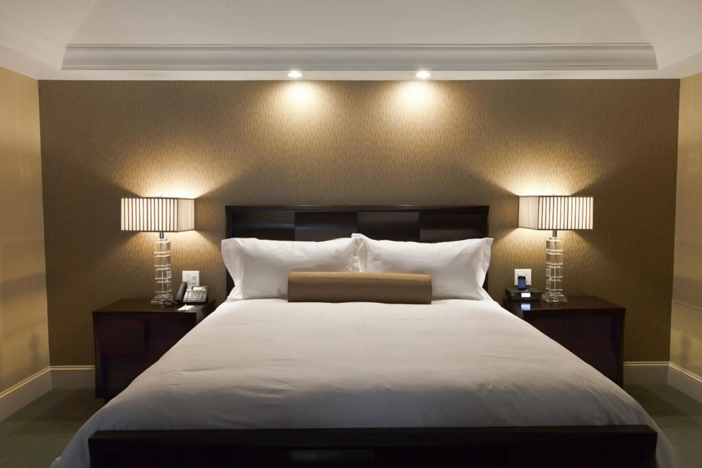 Town & Country Inn and Suites