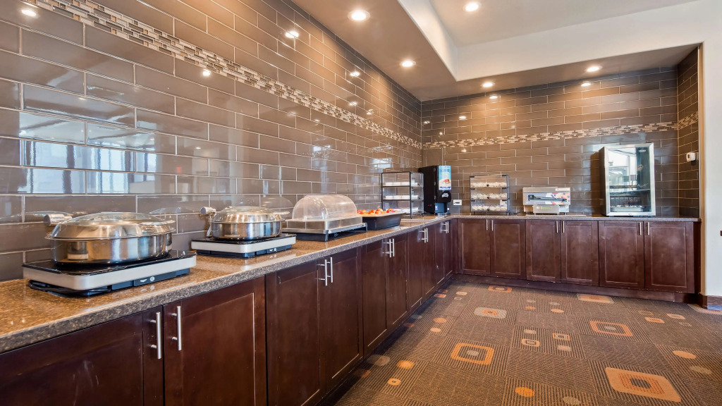 Best Western Pony Soldier Inn & Suites