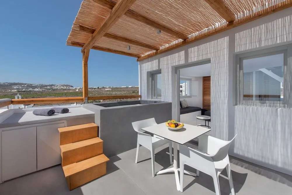 June Twenty Suites