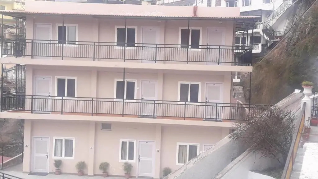 Hotel Vishnu Palace