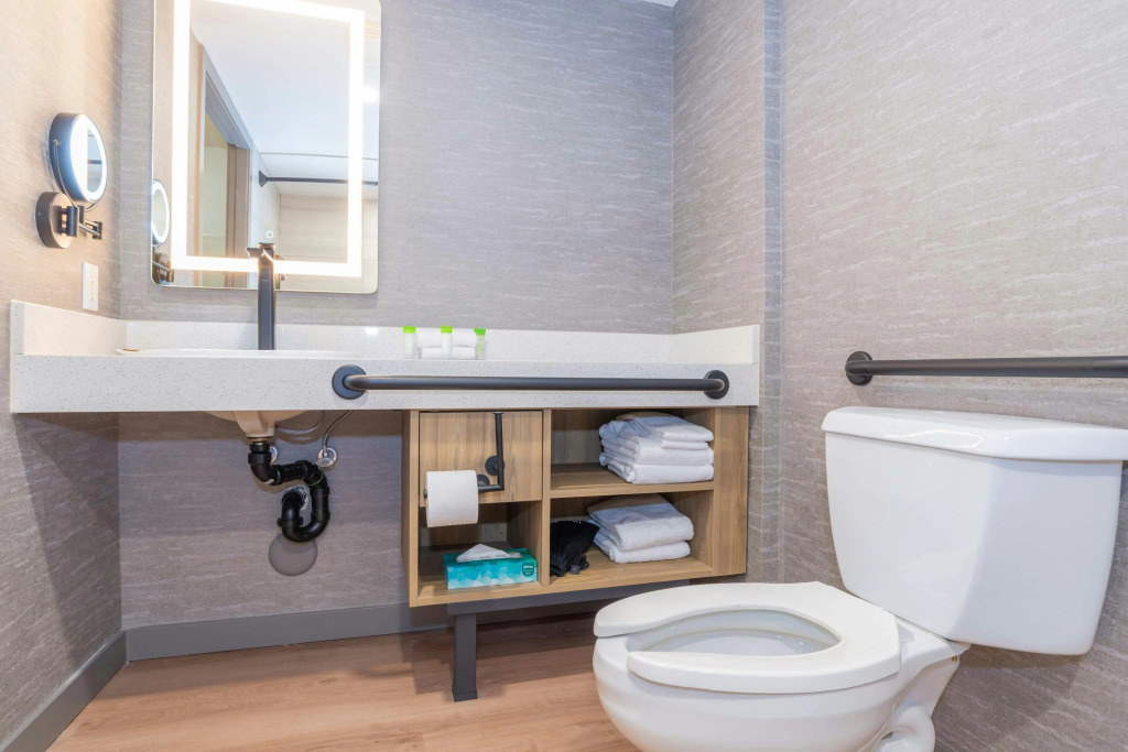 Sandman Signature Surrey-Guildford Suites