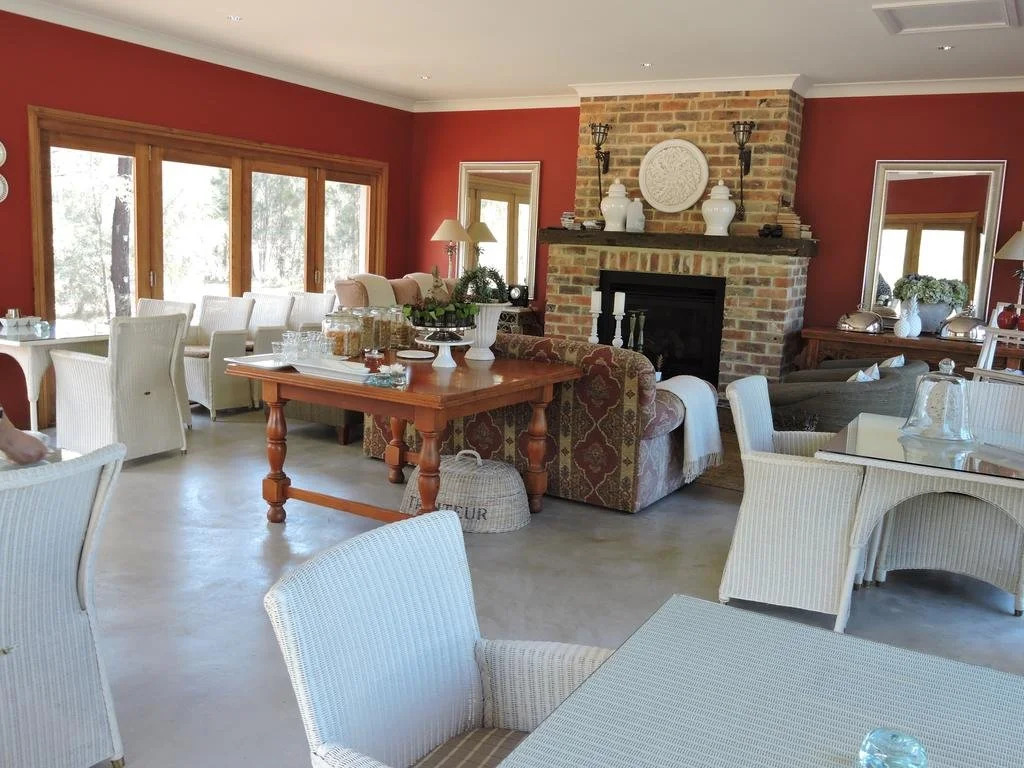Thistle Hill Guesthouse - walk to many wineries and restaurants