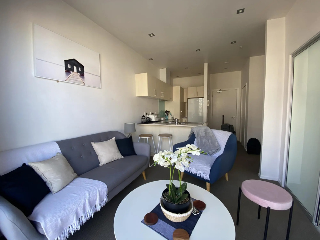 Luxury one bed in the heart of the CBD *FREE WIFI*