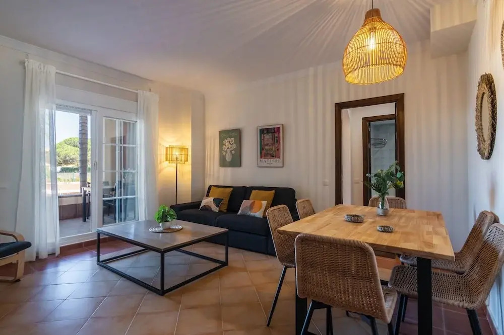 Seaside Retreat for 9 Guests