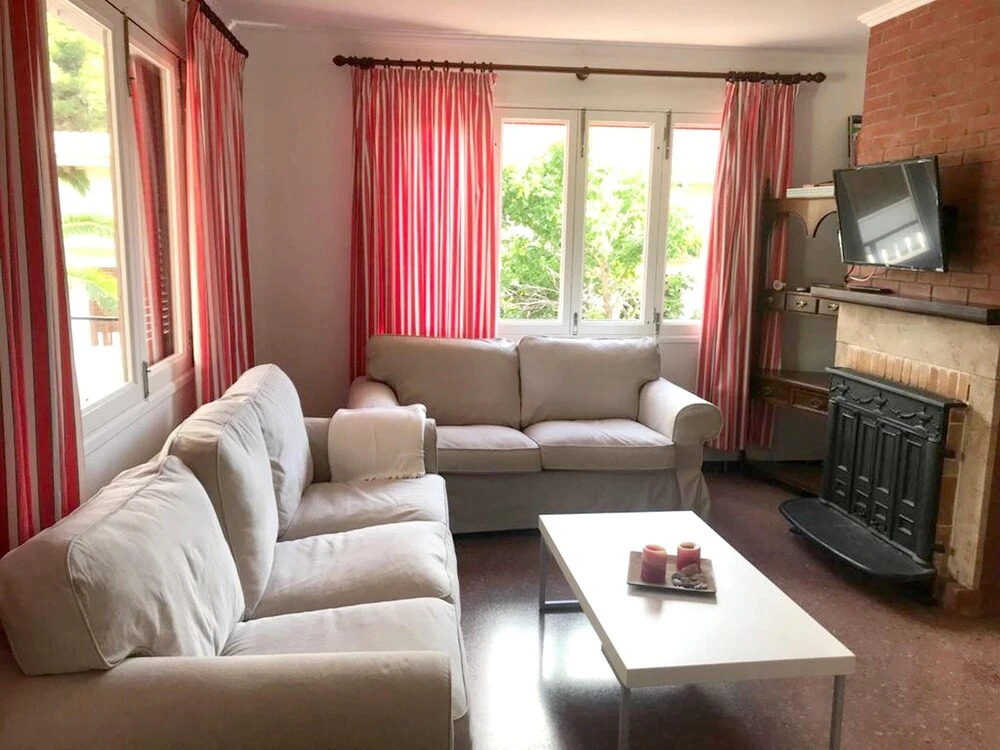 Apartment With 3 Bedrooms in Font de Sa Cala, With Shared Pool, Terrace and Wifi - 4 km From the Beach