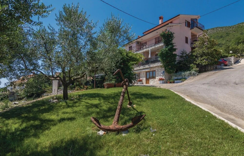 Beautiful Home in Labin With Wifi and 2 Bedrooms