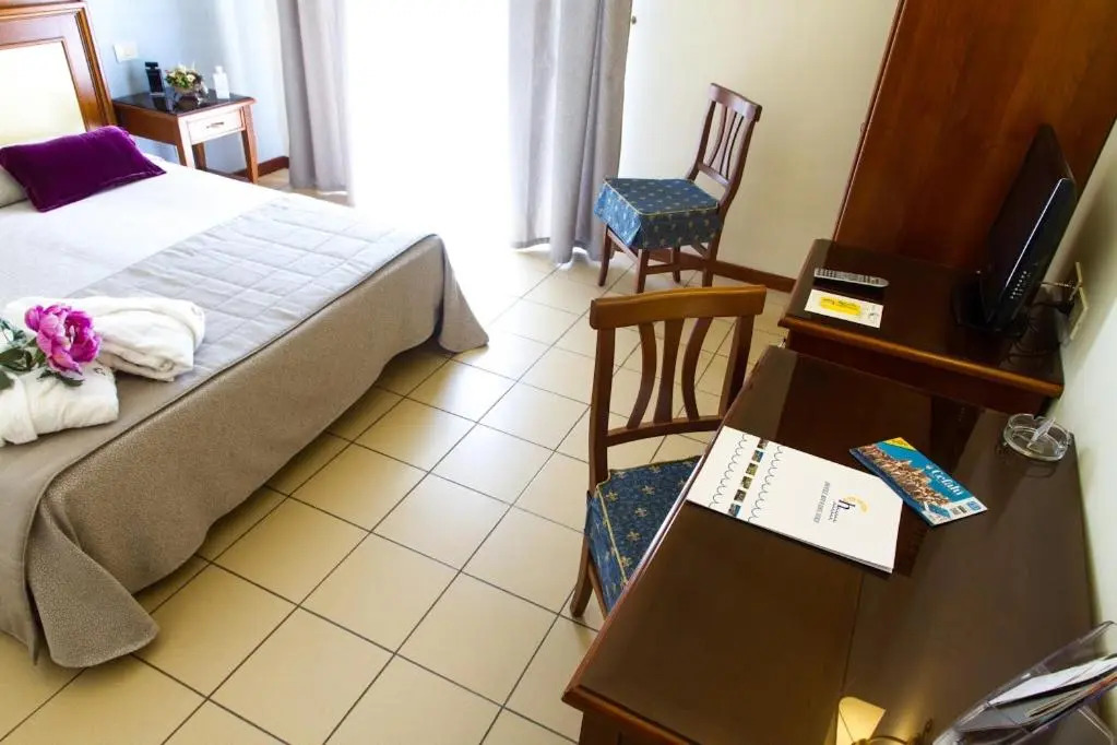 Hotel Riva Del Sole
