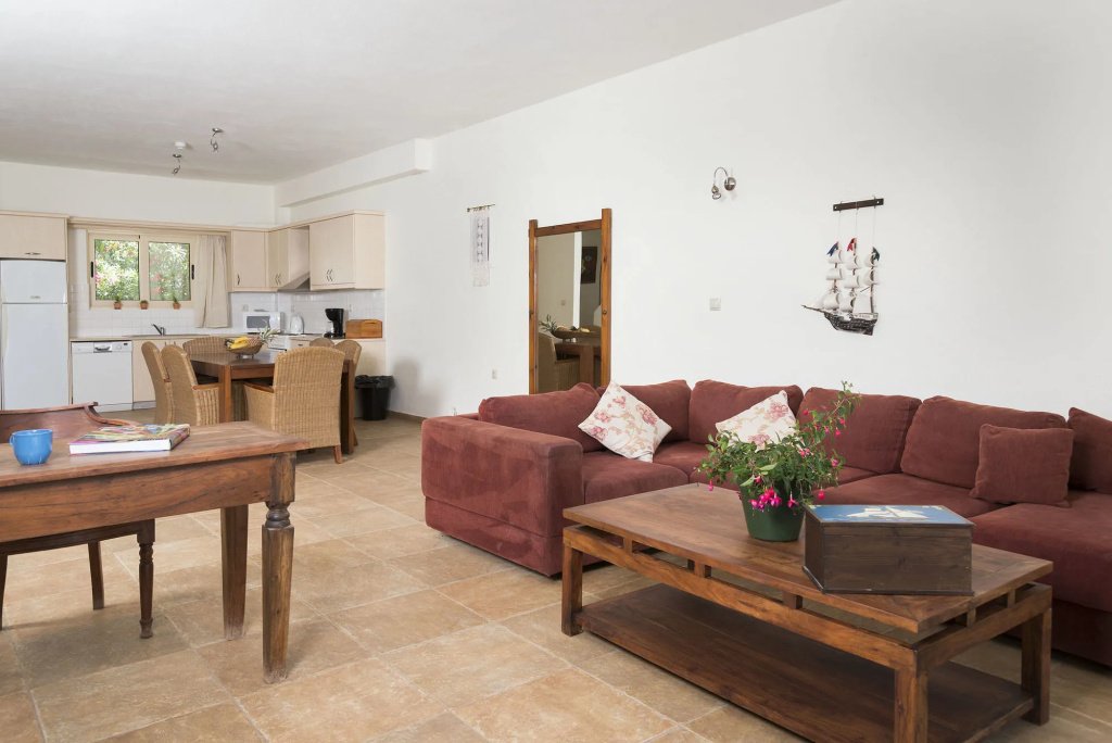 One bedroom villa with private seawater pool Just 150 meters from the sea