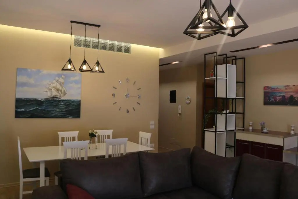 Belleview Apartment 3
