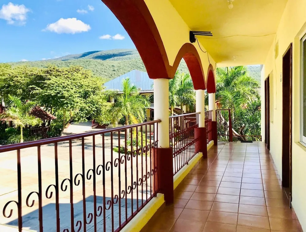 Hotel Villas Del Sol