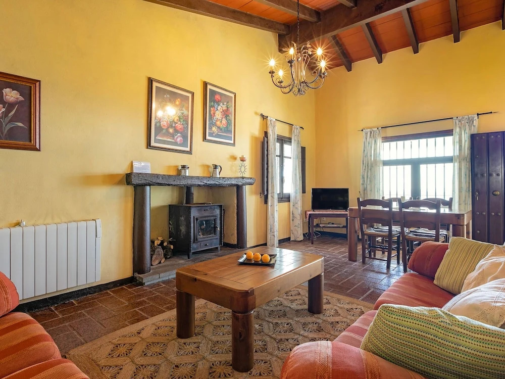 Cottage in La Joya Near El Torcal