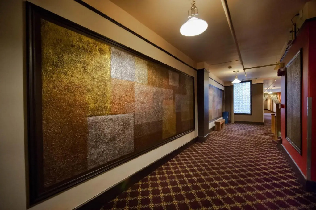 Moore Hotel