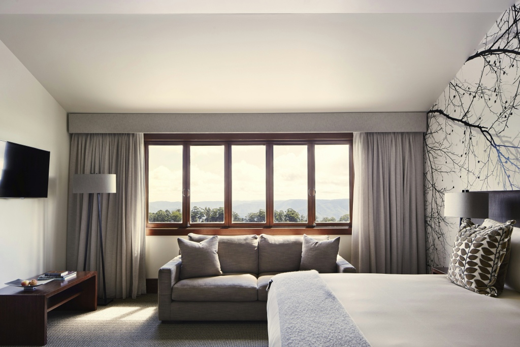 Spicers Peak Lodge