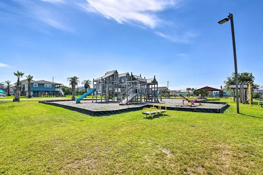 Sea Isle Retreat: Restaurant, Bar & Marina On-site